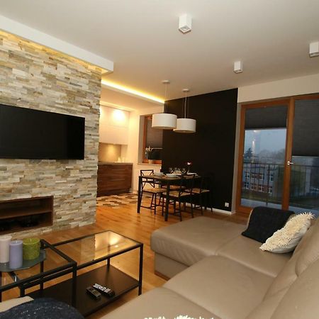 Apartament "Park Lotnikow" Kraków Exteriör bild