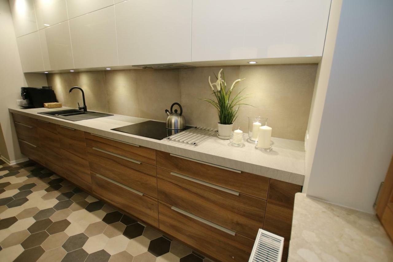 Apartament "Park Lotnikow" Kraków Exteriör bild
