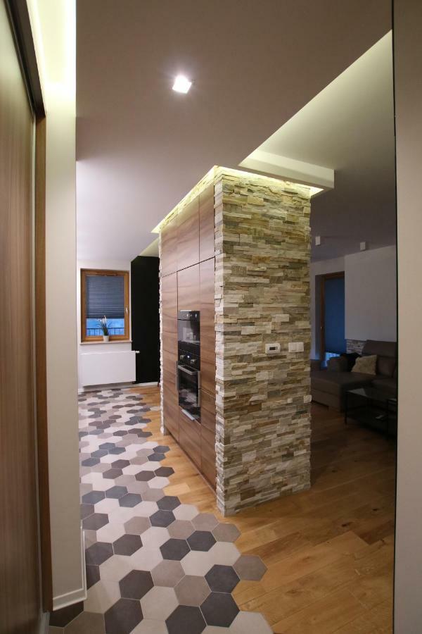 Apartament "Park Lotnikow" Kraków Exteriör bild
