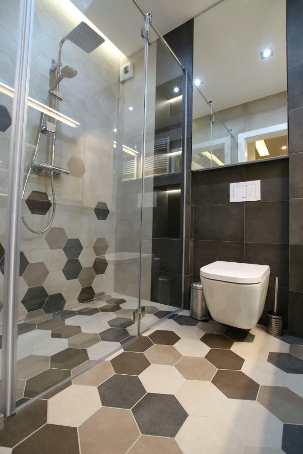 Apartament "Park Lotnikow" Kraków Exteriör bild